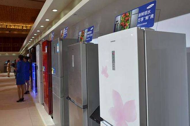 千万别再买老师傅直言不讳：买错就后悔！ayx爱游戏app体育警惕！这种冰箱门(图2)